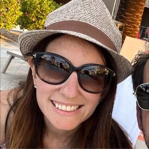 Meet your Posher, Jill